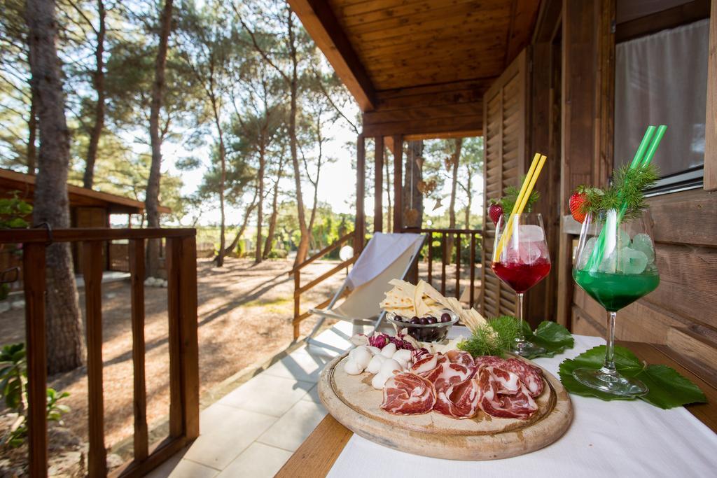 Tenuta Del Barco Winerestaurant And Hospitality Pulsano Exterior photo